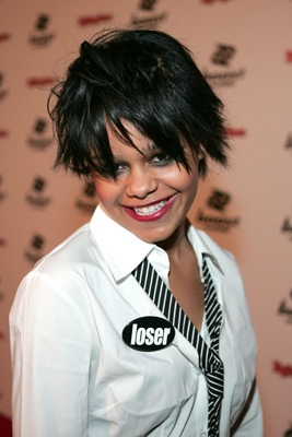 Fefe Dobson Bio