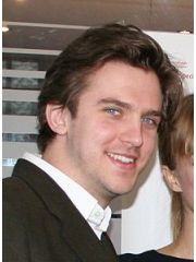 Dan Stevens Profile Photo