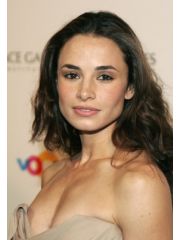 Mia Maestro Profile Photo