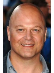 Michael Chiklis