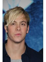 Riker Lynch Profile Photo