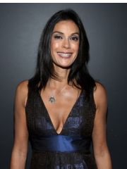 Teri Hatcher Profile Photo