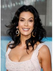 Teri Hatcher Profile Photo