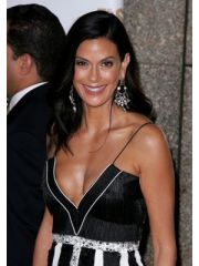 Teri Hatcher Profile Photo