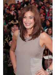 Teri Hatcher Profile Photo