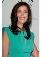 Teri Hatcher Profile Photo