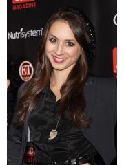 Troian Bellisario Profile Photo