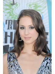 Troian Bellisario Profile Photo